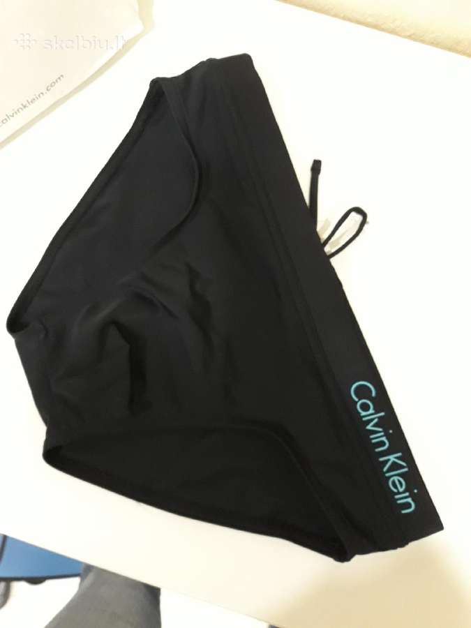 Naujos Calvin Klein maudymosi glaudes S dydis | Skelbiu.lt Naujos Calvin Klein maudymosi glaudes S dydis