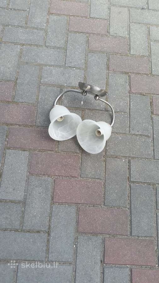 Sviestuvas virs lovos