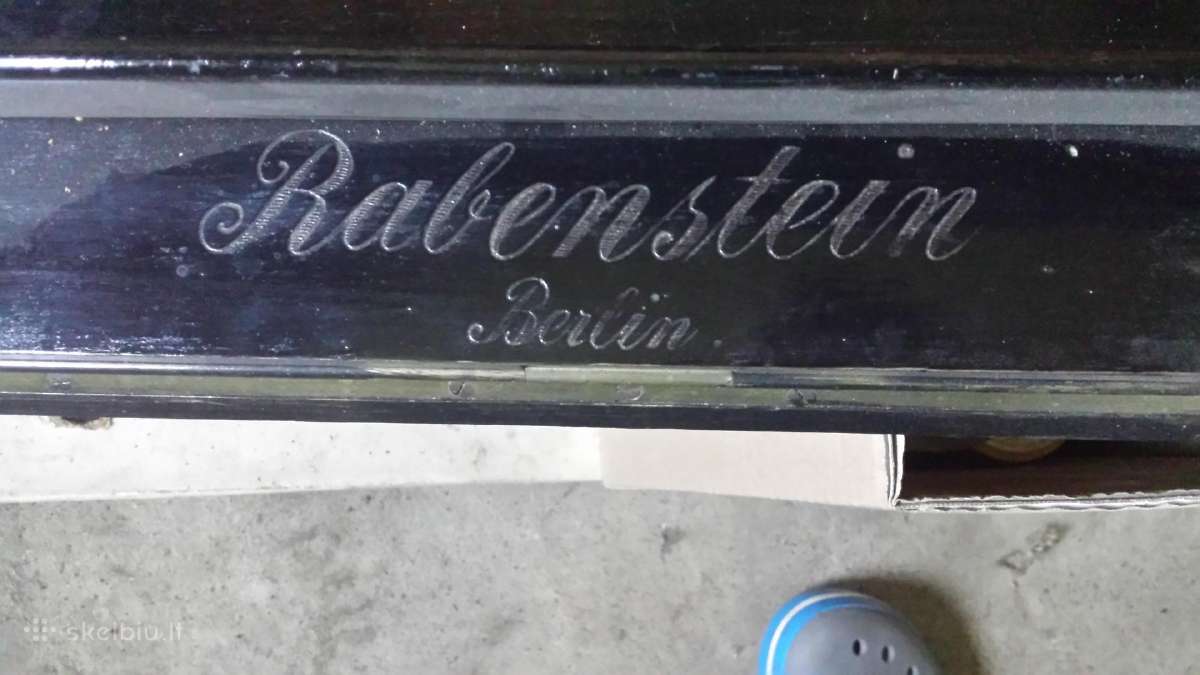 Senovinis pianinas Rabenstein Berlin