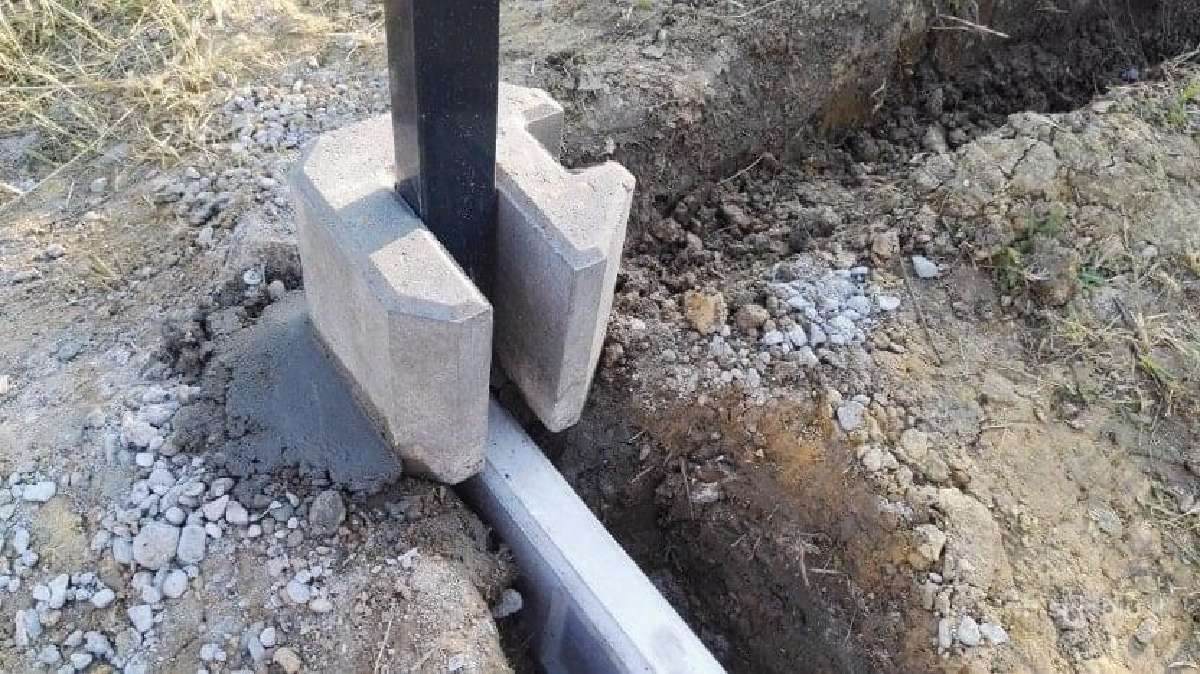 Surenkamas betoninis tvoros pamatas pamatukai - nuotraukos Nr. 12
