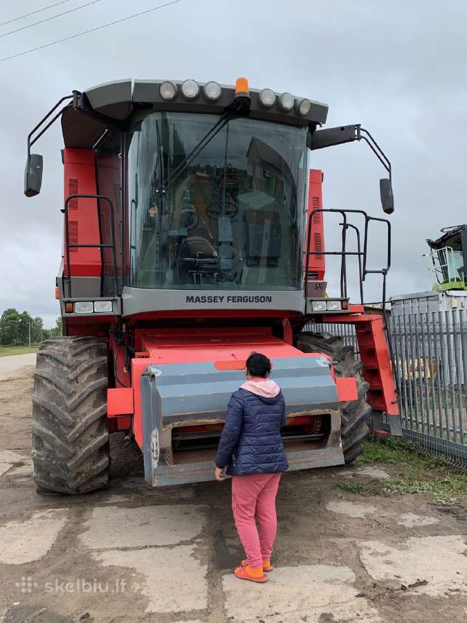 Kombainas Massey Ferguson 42 ardomas dalimis - nuotraukos Nr. 3