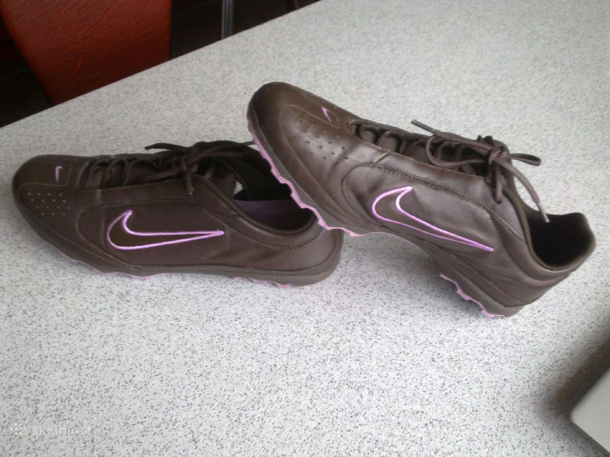 Nike kedukai - nuotraukos Nr. 2