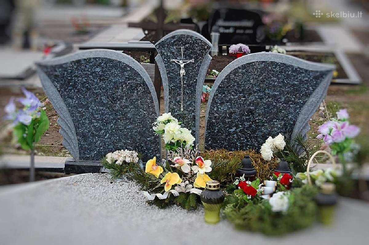 Paminklai,dengimas plokštėmis,kapų tvarkymas.vazos - nuotraukos Nr. 24
