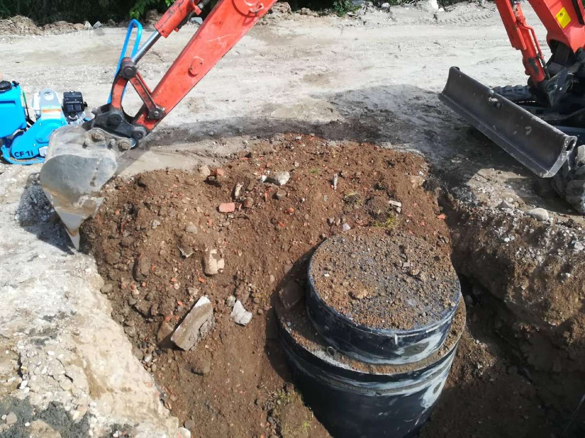 Vandentiekio- Nuotekų Inžinerinių Tinklų Statyba - nuotraukos Nr. 17