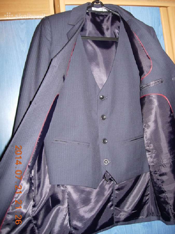 Kostiumas 3-jų dalių 164-178cm ugiui 40eur, kelnės