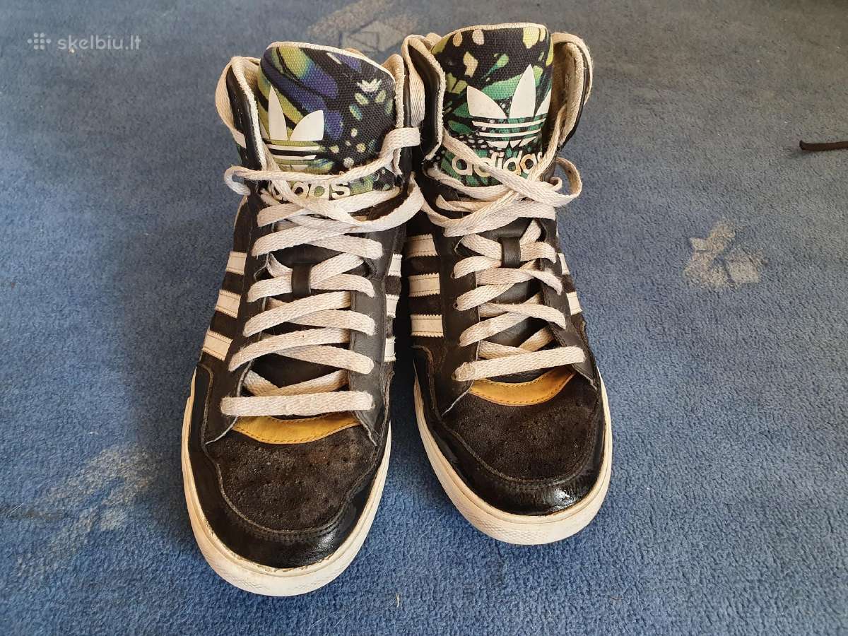 Adidas vyriški sportbačiai