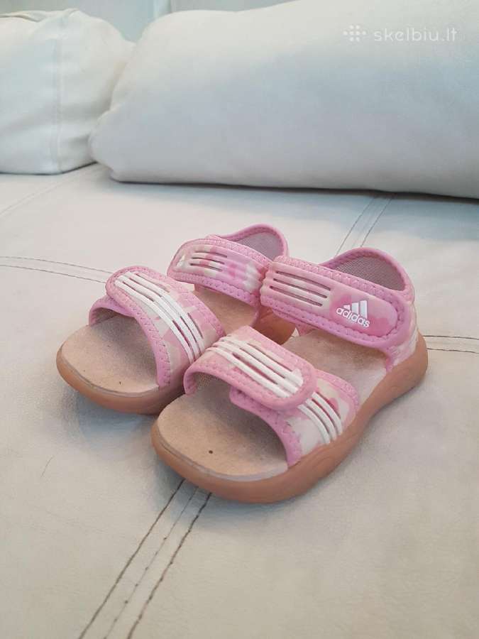 Adidas basites mergaitei 20 dydis