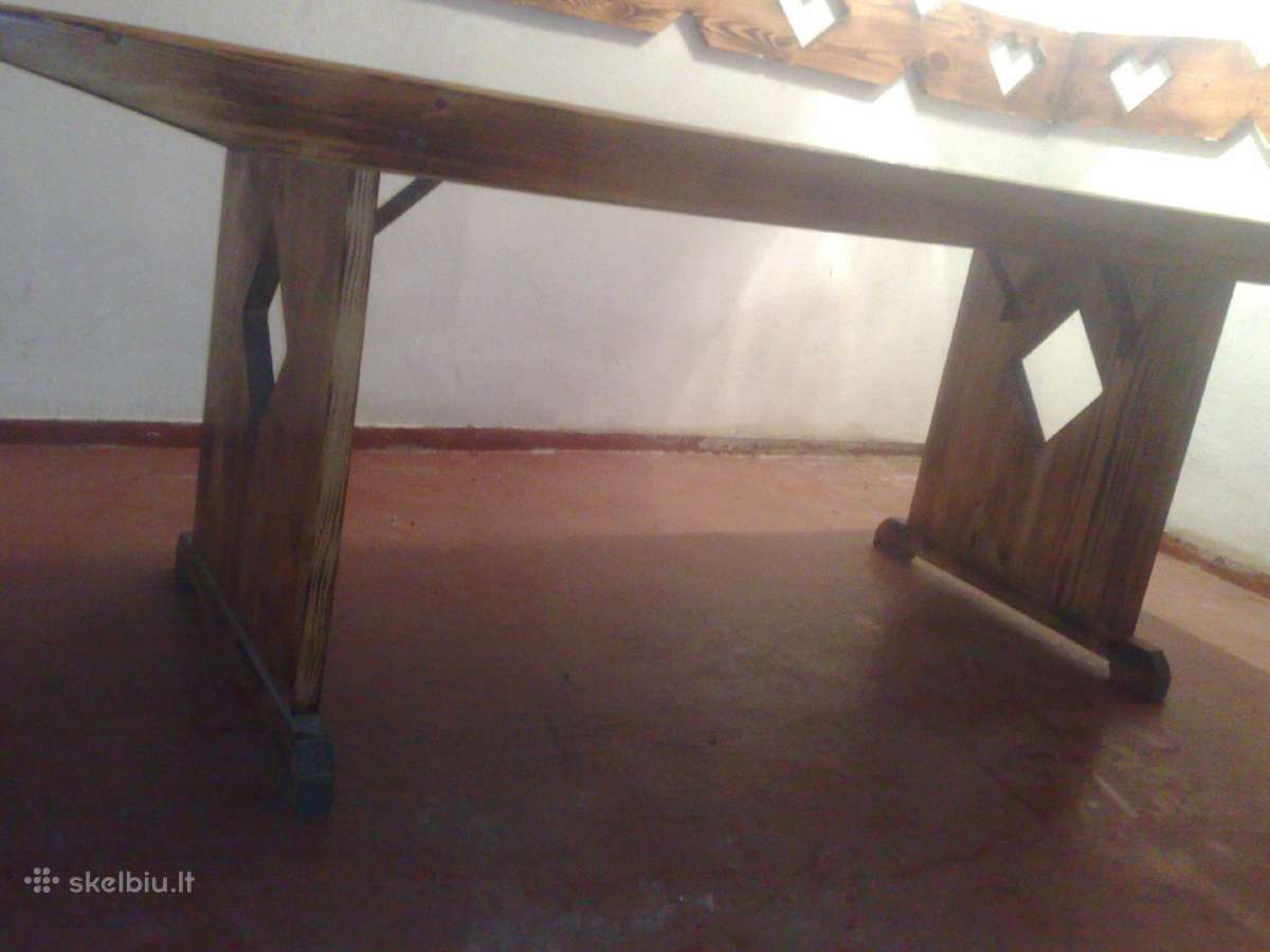 Vintažinis medinis stalas ir 3 mediniai suolai - nuotraukos Nr. 12