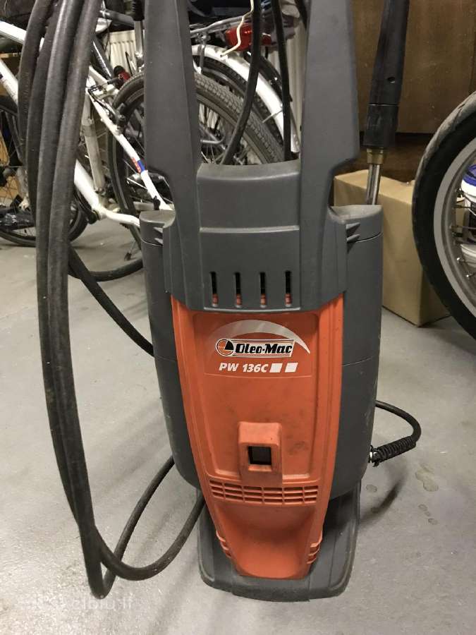 Oleo mac pw136