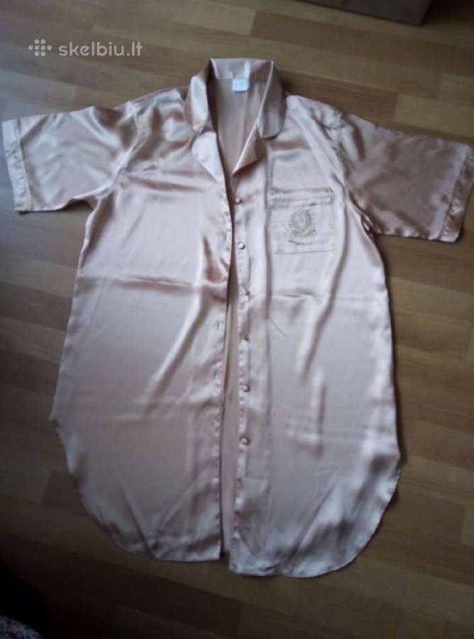 Užsegamas chalatukas