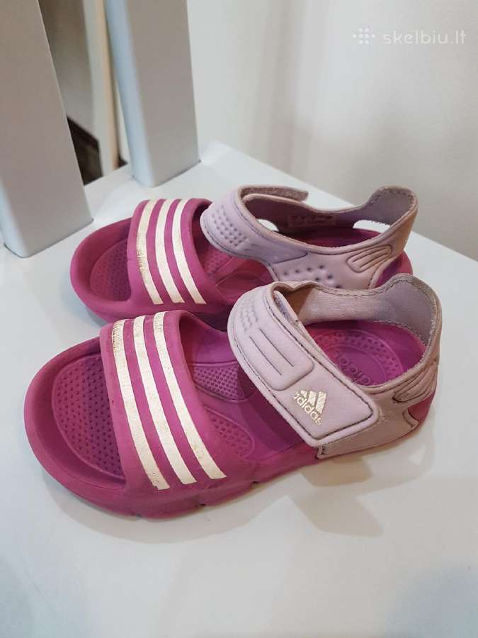 Adidas basutės 25 dydis mergaitei