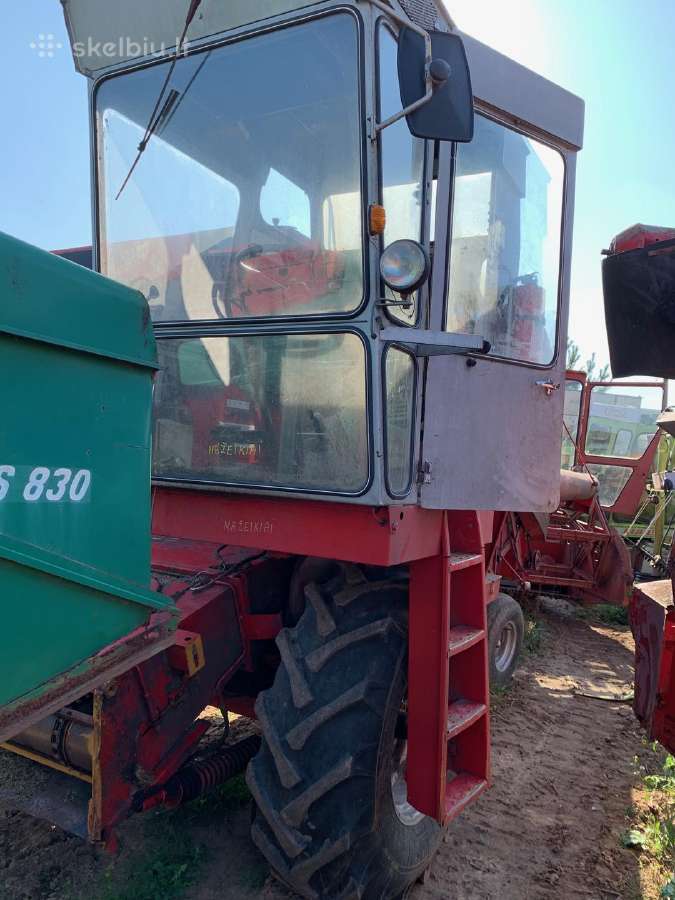 Javų kombainas Massey Ferguson 430 Ardomas Dalimis - nuotraukos Nr. 8