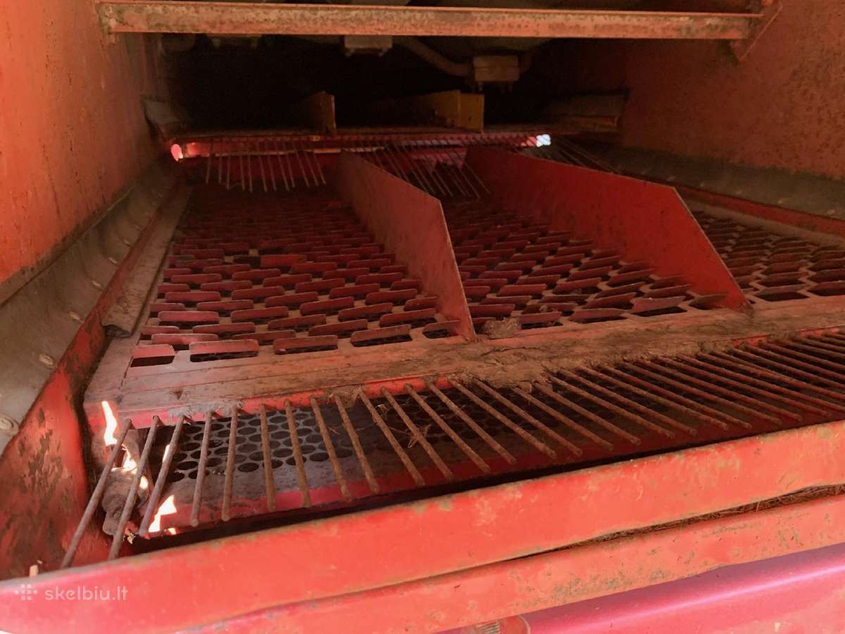 Javų kombainas Massey Ferguson 206 Ardomas Dalimis - nuotraukos Nr. 4