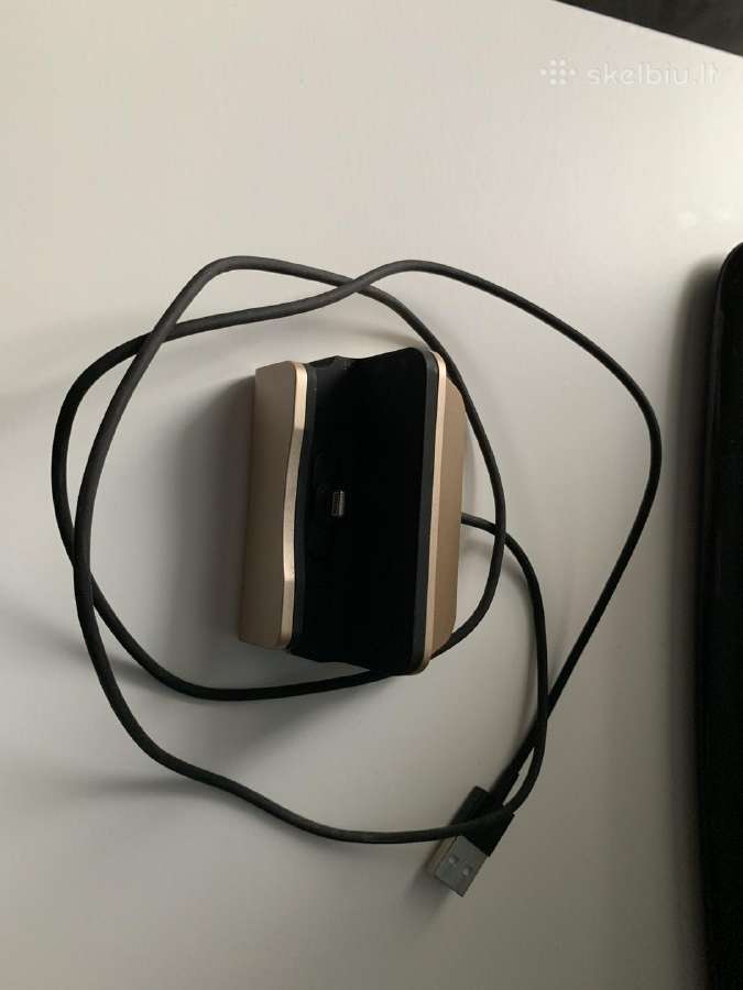 Įkrovėjas tinka nuo iPhone 5 iki Xr
