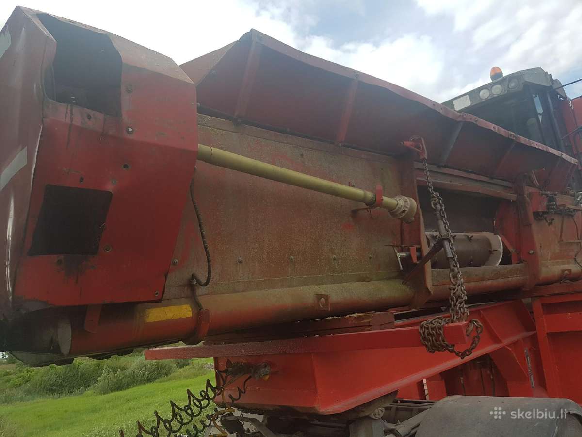 Javų kombainas Massey Ferguson 36 Ardomas Dalimis - nuotraukos Nr. 2
