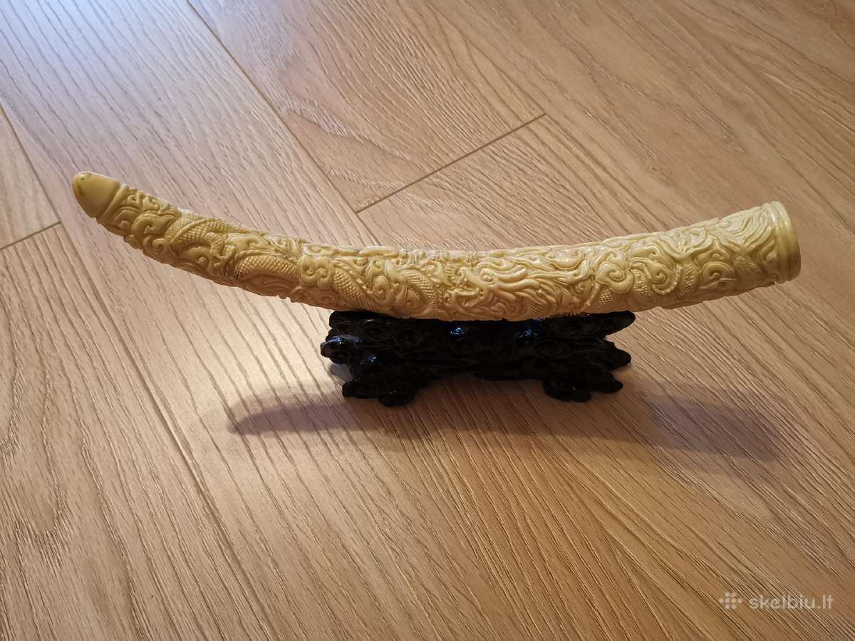 Įvairūs suvenyrai