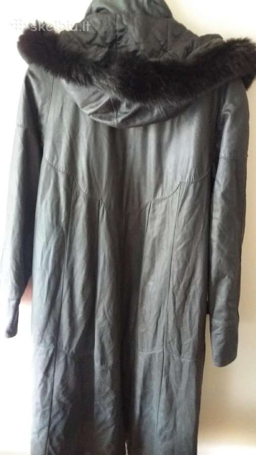 Mot. odinį šiltą paltą L-XL d. už 30€