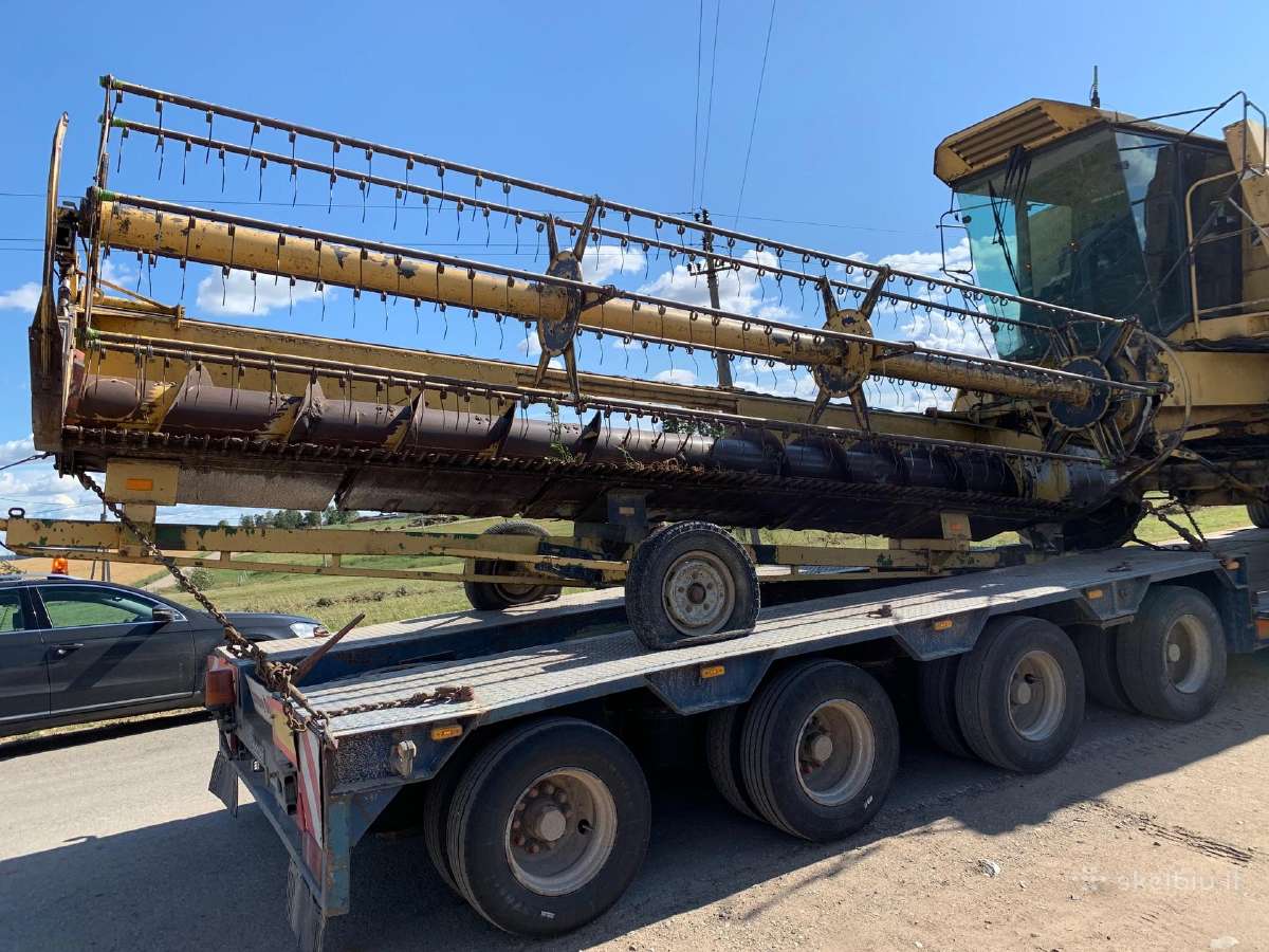 Kombainas New Holland Tf44 ardomas dalimis - nuotraukos Nr. 8