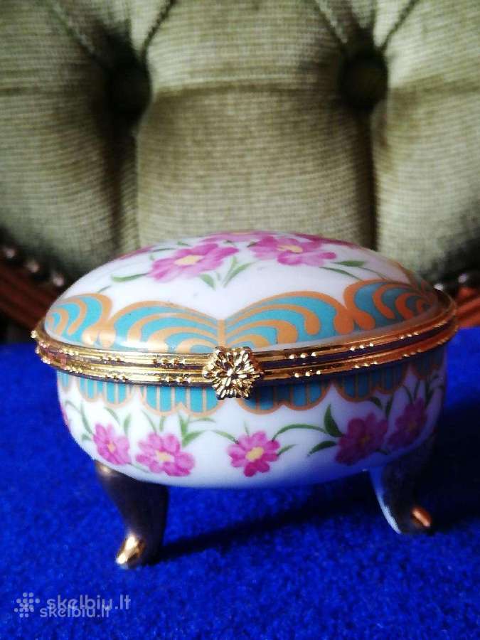 .Porcelenine dezute