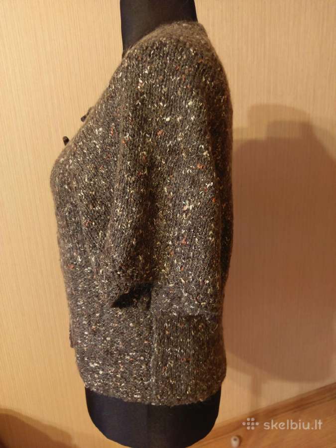Stilinga rankų darbo liemenė su medinėmis sagomis - nuotraukos Nr. 4