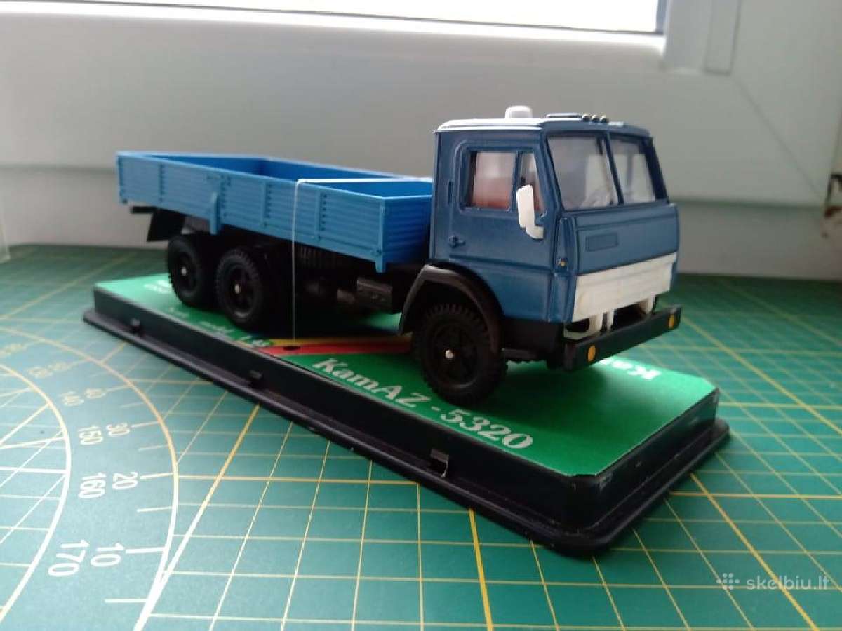 Ussr ir russian modeliukai 1/43 - nuotraukos Nr. 4