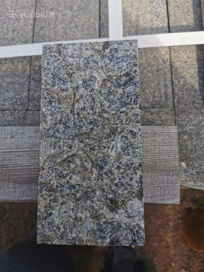 Granito plytelės, Labrador,20x10x4 cm., 10x10x4 cm