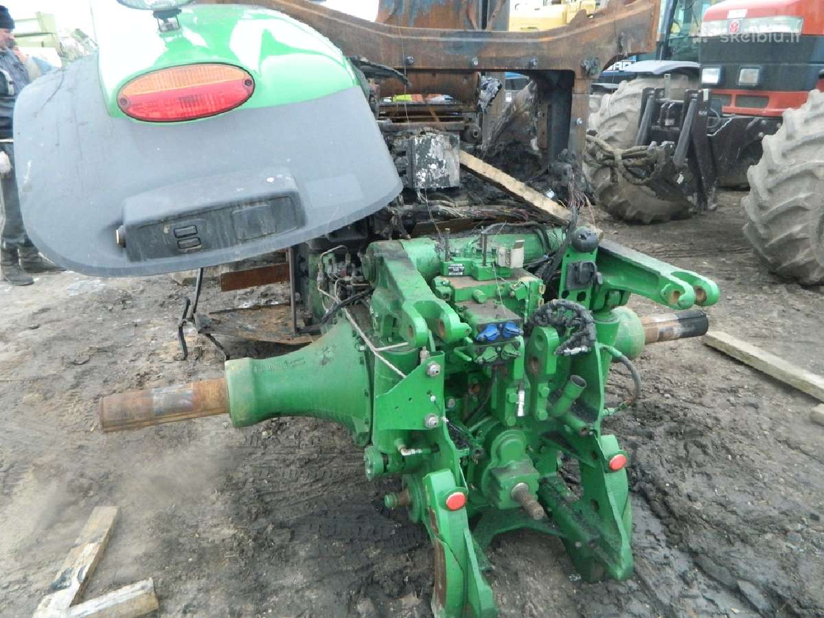 Traktoriaus John Deere 8245r atsarginės dalys