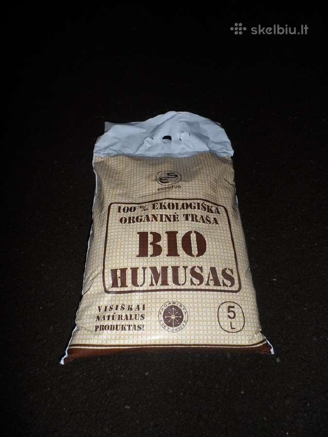 Biohumusas ir universalus mišinys su biohumusu