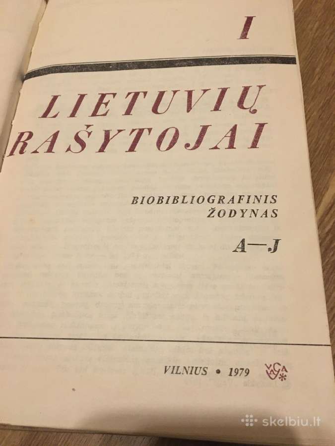 Knyga, Lietuvių rašytojai