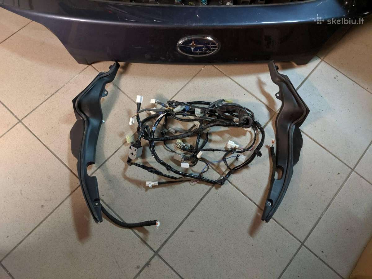 Subaru Outback 2015 galinis spoileris - nuotraukos Nr. 3