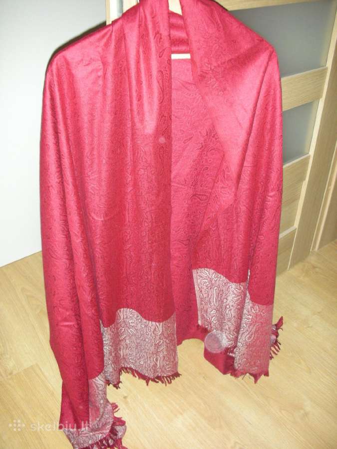 Šalis su vilna 107x210