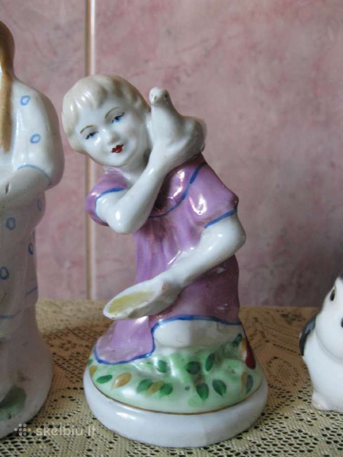 CcccccccCCCP Porceliano statuleles 3 vnt.-su Defek - nuotraukos Nr. 4