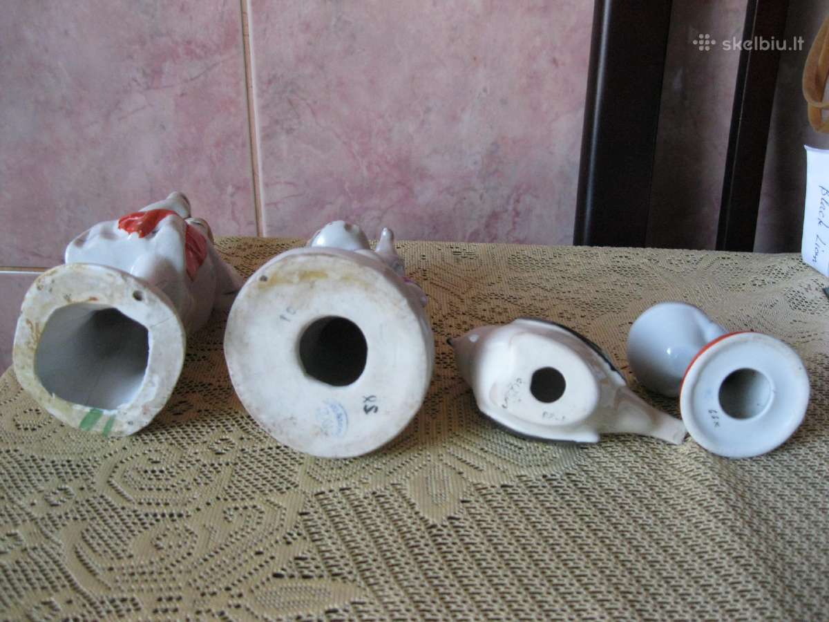 CcccccccCCCP Porceliano statuleles 3 vnt.-su Defek - nuotraukos Nr. 8