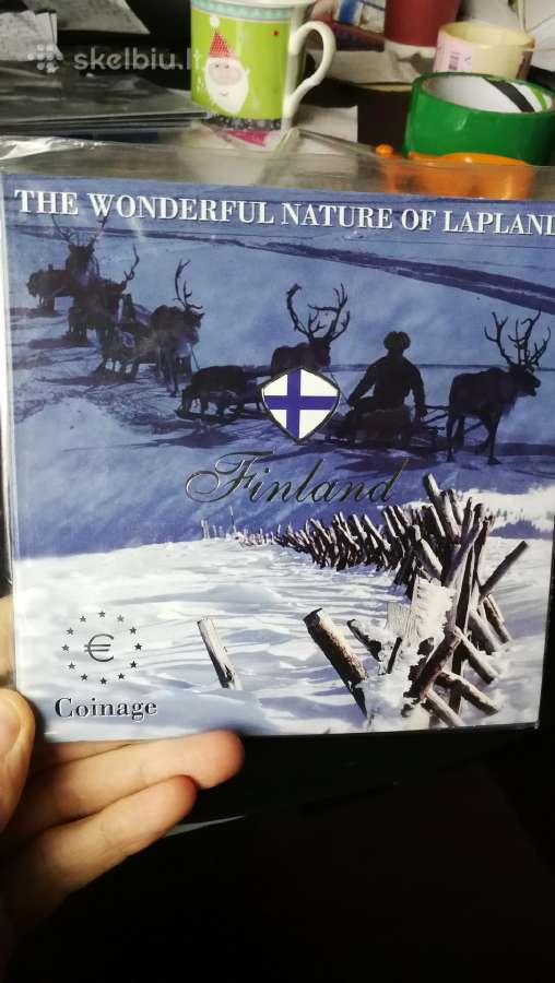 Suomijos euro monetu rinkinys pakuoteje uz penkis