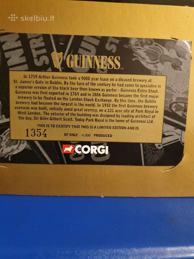 Contains I Die Cast Model Corgi - nuotraukos Nr. 3