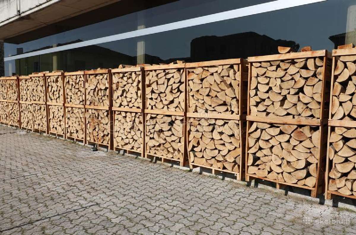 Parduodamos uosio, beržo sausos skaldytos malkos