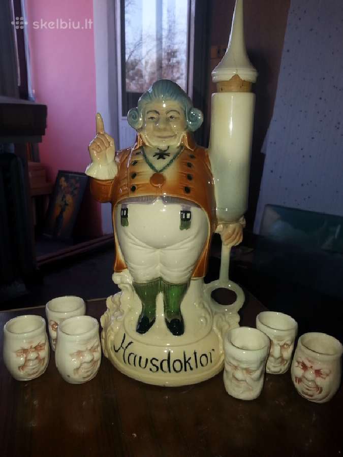 Hausdoktor Schafer and Vater