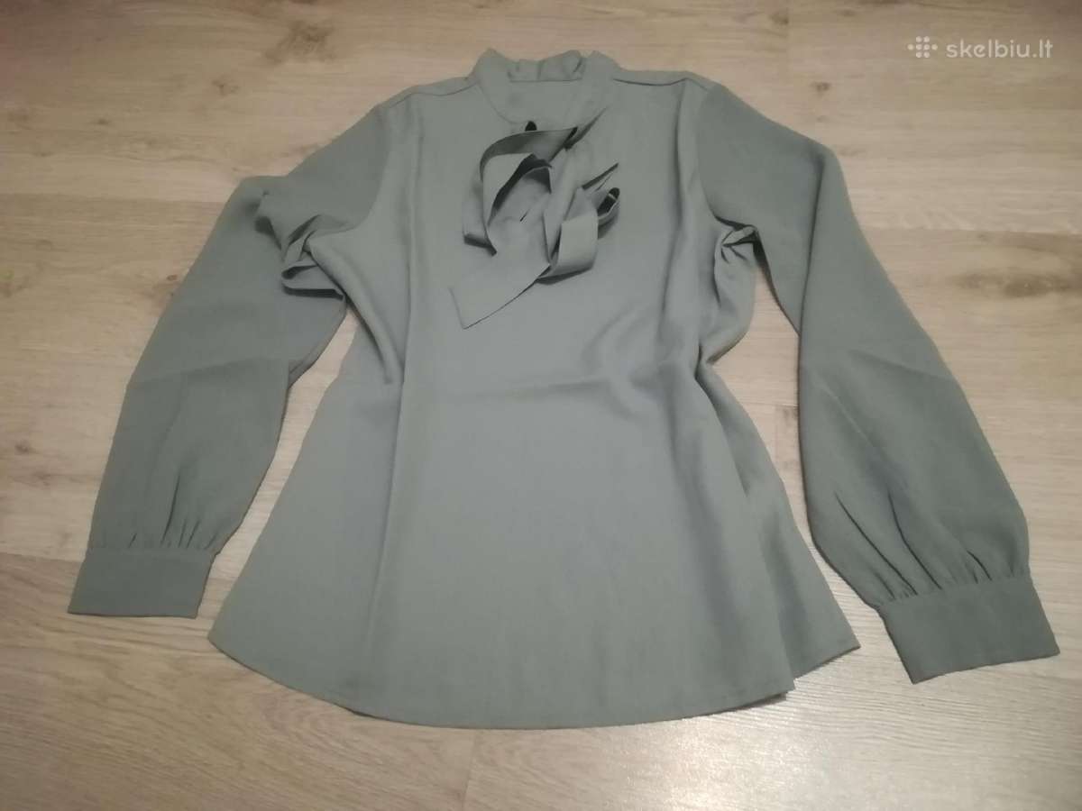 "Avon" palaidinė