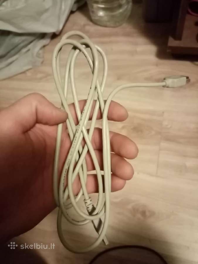 Laidas telefono krovimo laidui prailginti