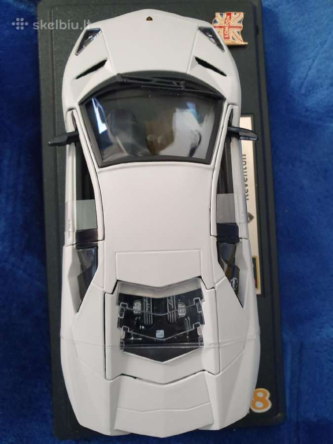 Bburago 1:24 Reventon - nuotraukos Nr. 4