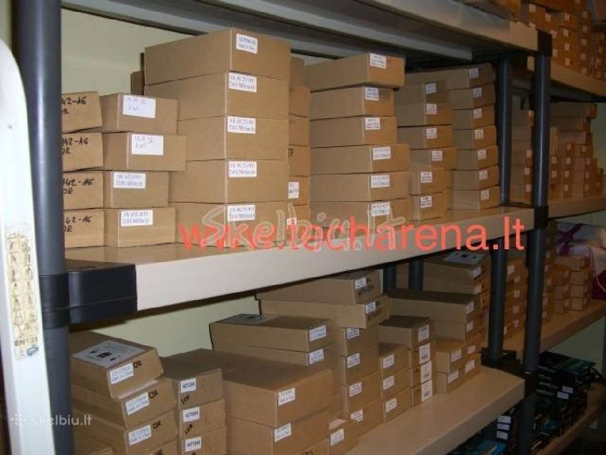 Nešiojamų kompiuterių baterijos krovikliai ekranai