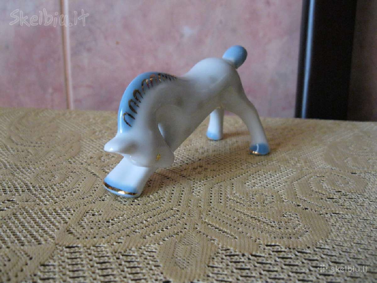 CcccCCCP Porceliano statulele.