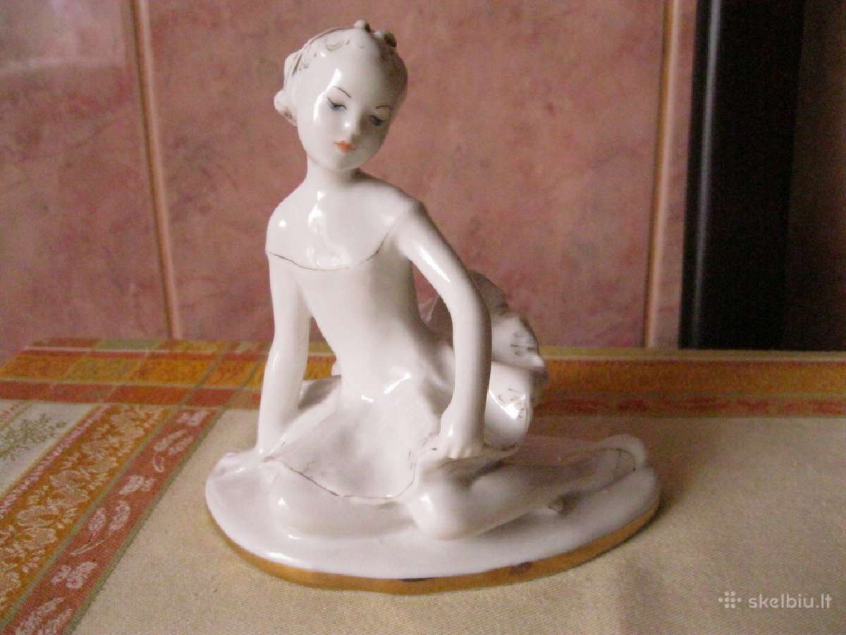 CCCP Porceliano statulele.
