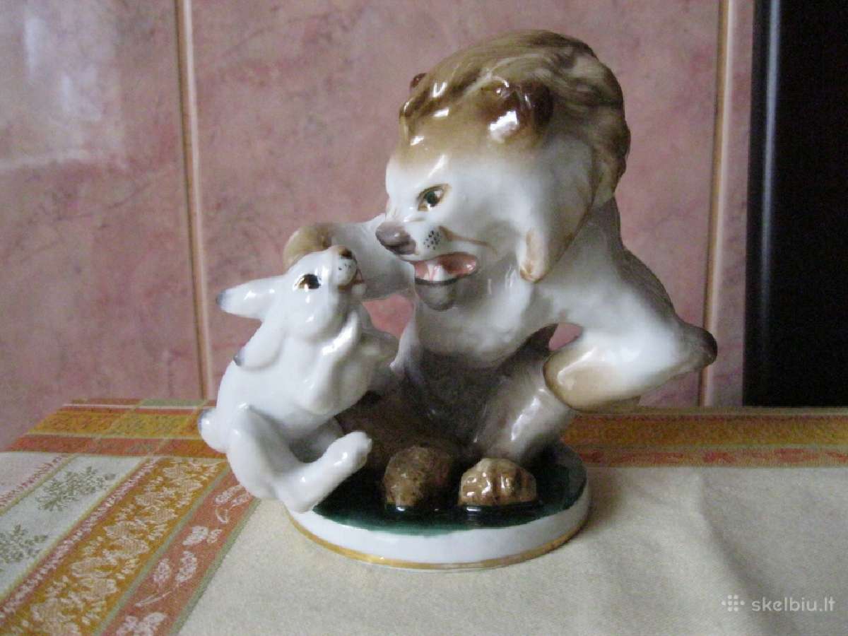 CCCP Porceliano statulele.