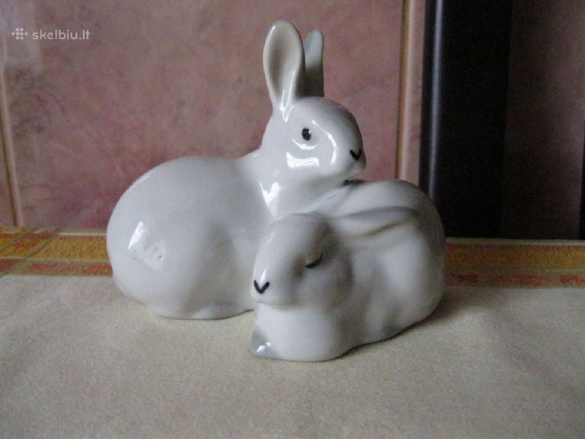 CCCP Porceliano statulele.