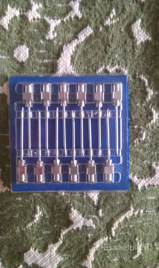 Medicininiai stiklinia švirkštai, adatos. - nuotraukos Nr. 3
