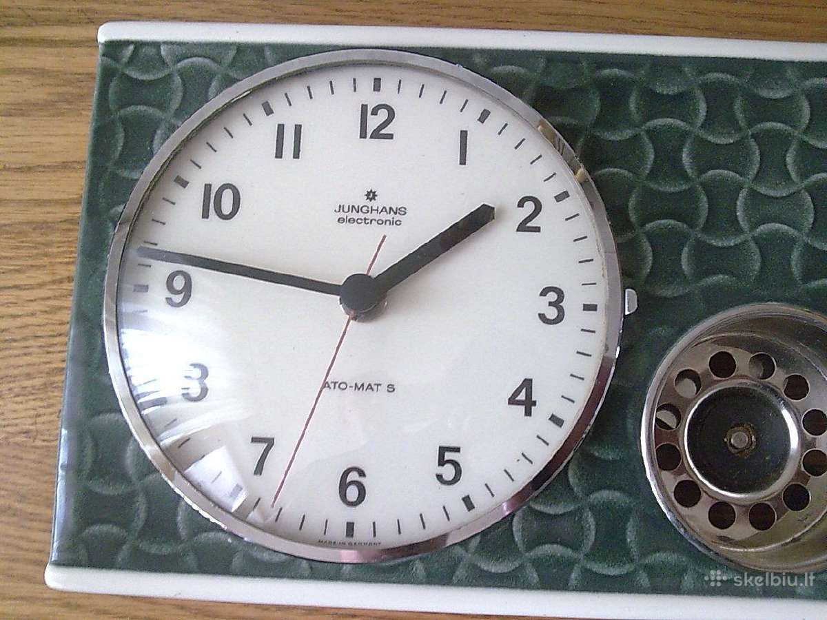 Tissot,rolex,swatch,molnija,vostok,zim,raketa,luč