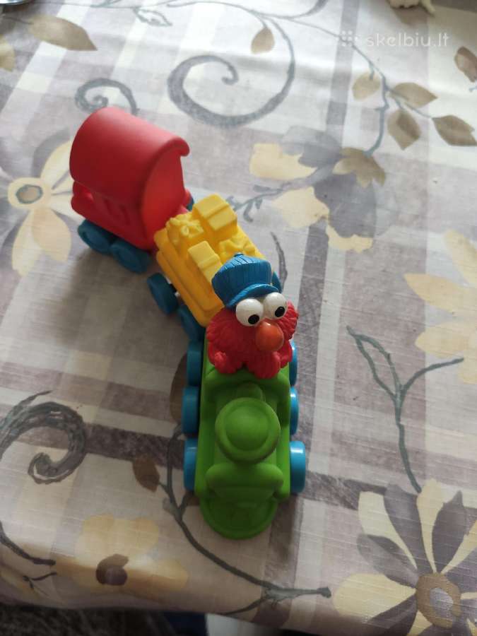 Guminis traukinukas su šoferiu Elmo! - nuotraukos Nr. 2