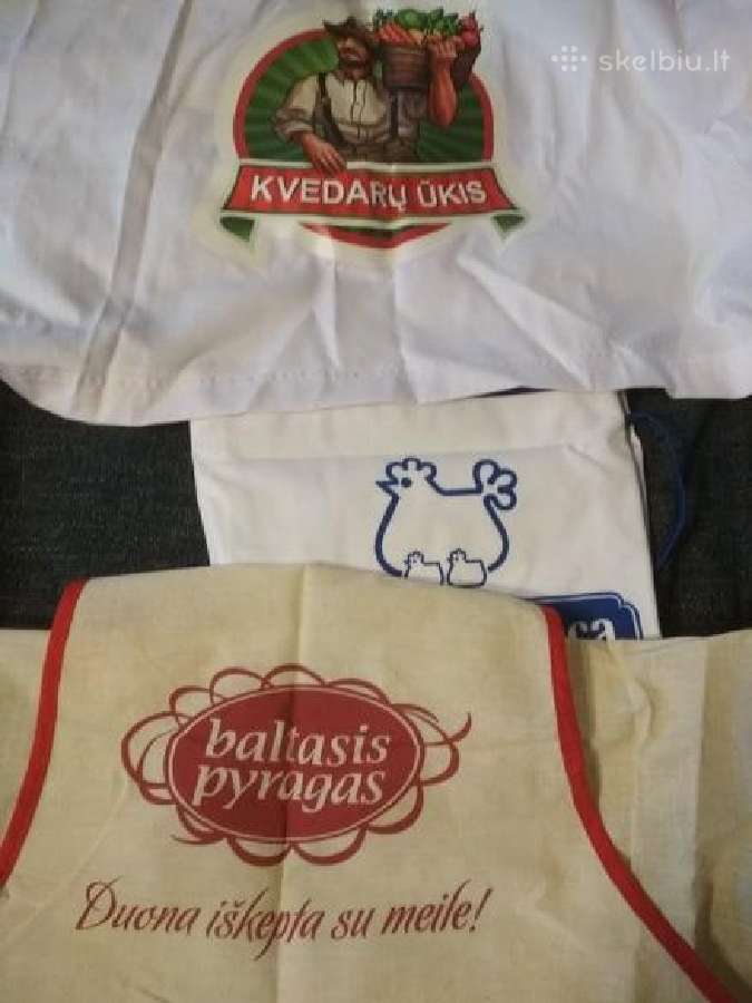 Parduodu Kelias medžiagines virtuvines prijuoste