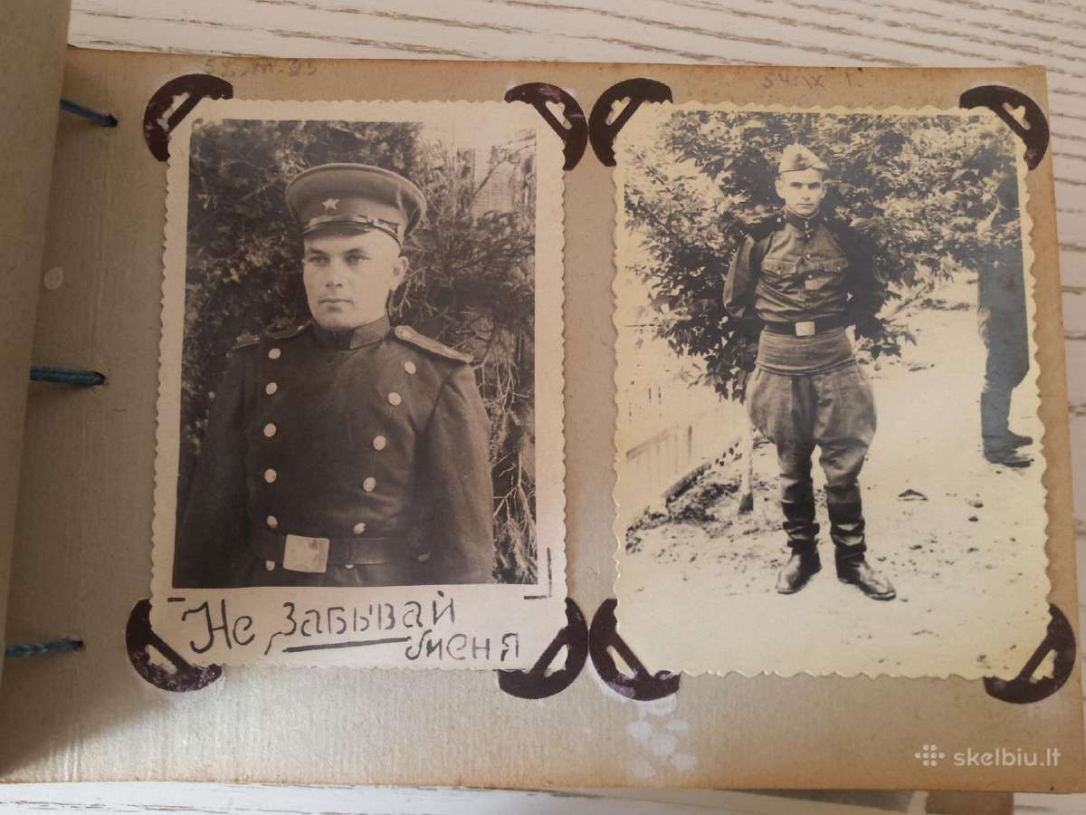 Albumas iš armijos laikų 1953-1954 m.